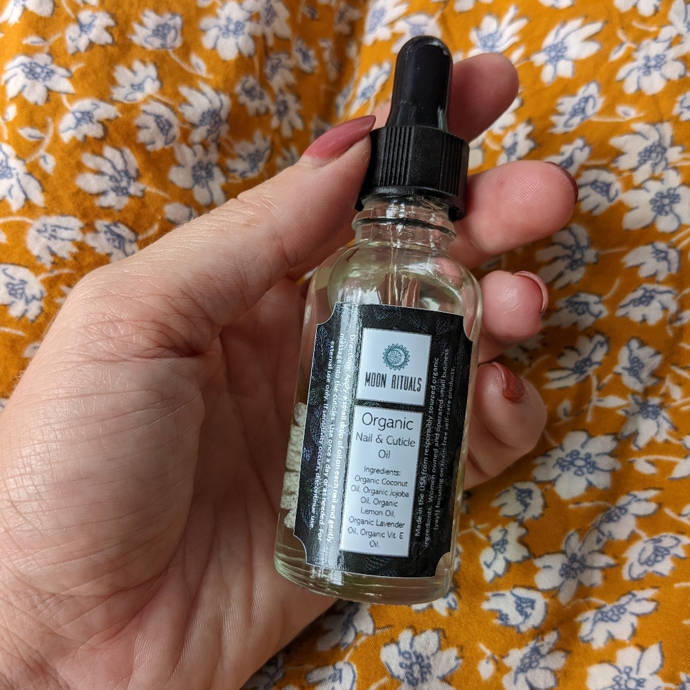 $10 ADD ON 🌷 Organic Nail and Cuticle Oil